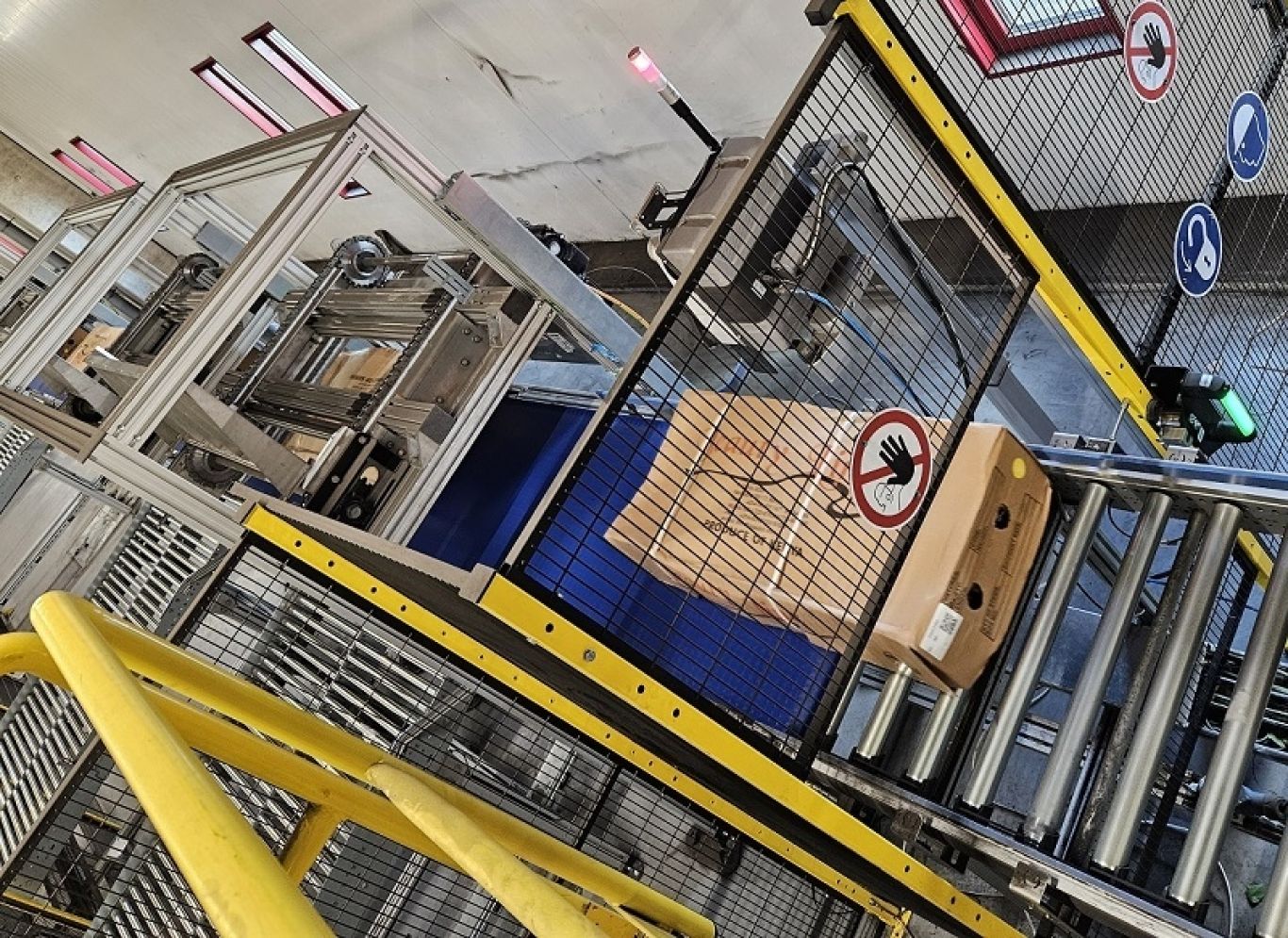 Dock Services machine