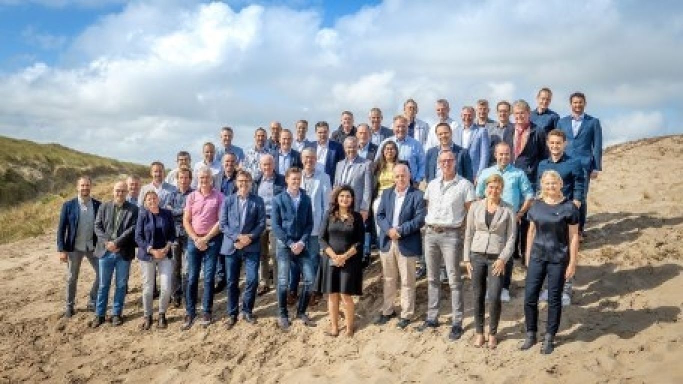 Royal floraholland ledenraad met directie en rvc